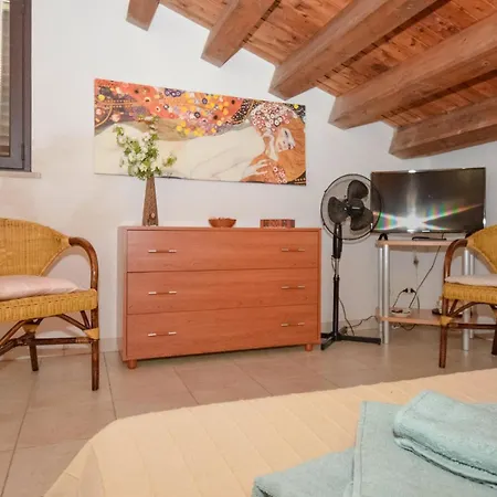 Nyaraló Stunning In With Kitchenette