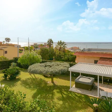 2 Bedroom In Dom wakacyjny Donnalucata (Sicily)